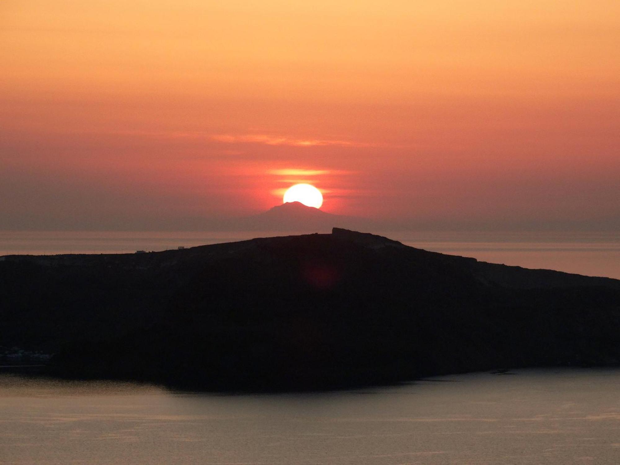 Yposkafo Suites - Villa - Santorini Тира Экстерьер фото